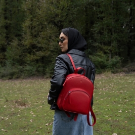 ترندهای کوله‌پشتی چرمی | راهنمای کامل انتخاب و استایل کوله‌پشتی چرمی